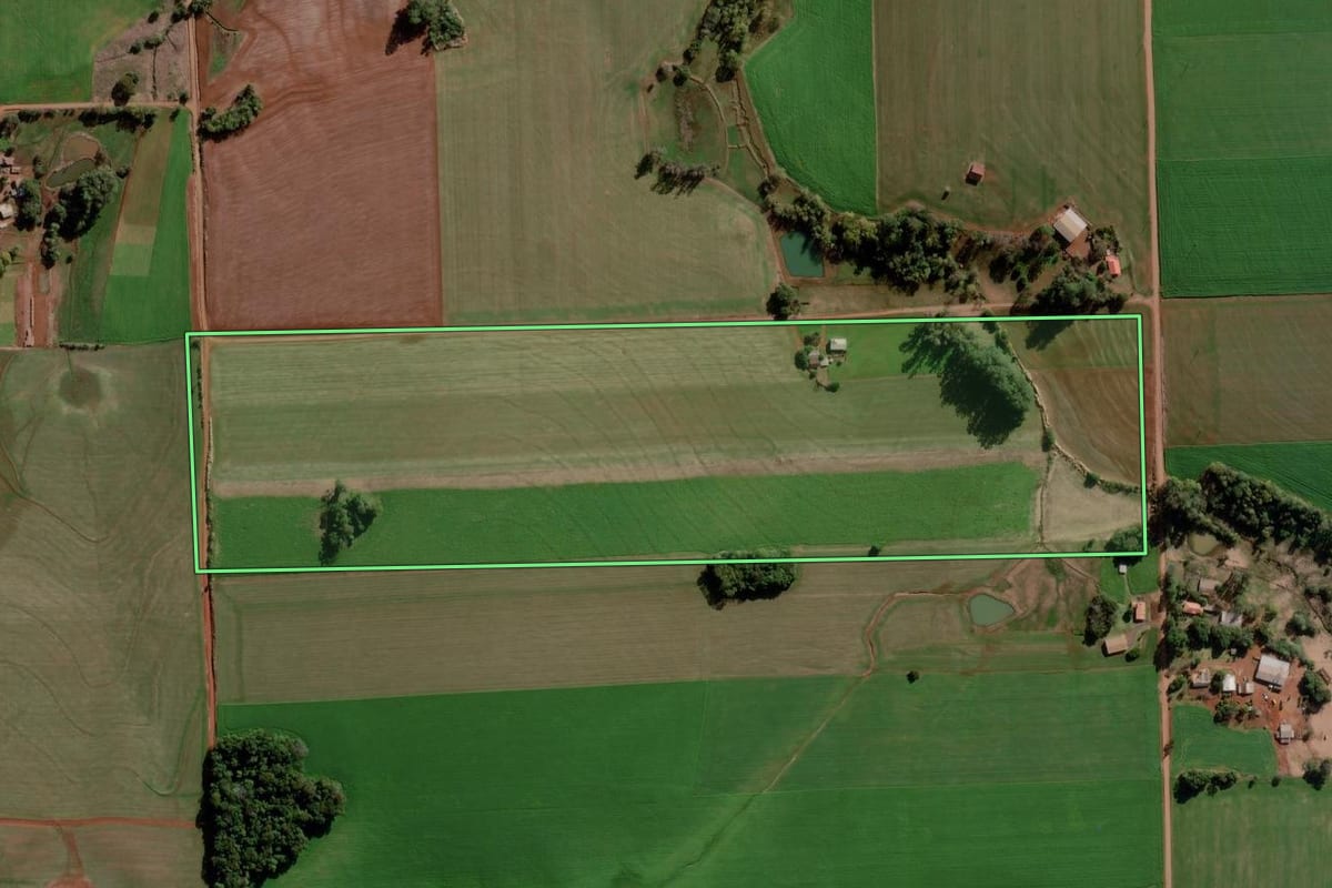 Imagem de satélite do imóvel rural em Ijuí (RS), com o contorno declarado no CAR desenhado por cima.