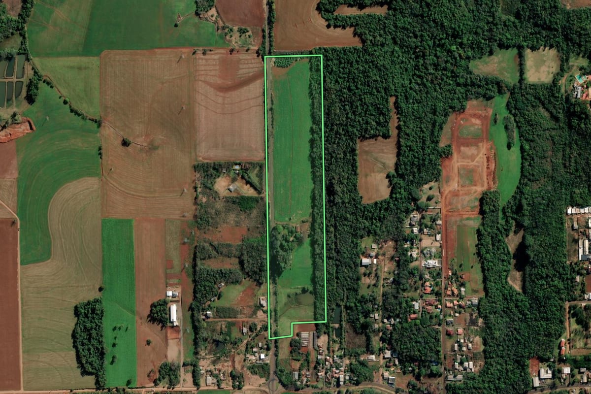 Imagem de satélite do imóvel rural em Ijuí (RS), com o contorno declarado no CAR desenhado por cima.