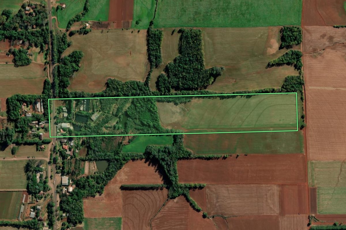Imagem de satélite do imóvel rural em Ijuí (RS), com o contorno declarado no CAR desenhado por cima.
