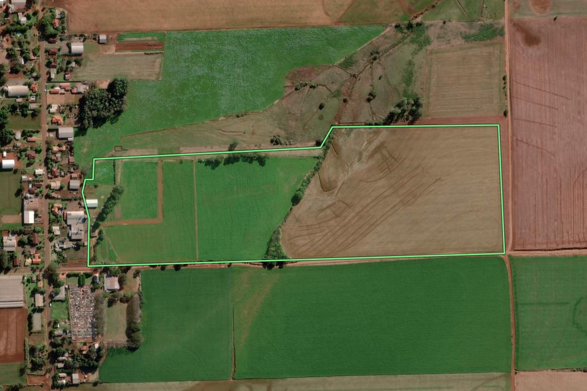 Imagem de satélite do imóvel rural em Ijuí (RS), com o contorno declarado no CAR desenhado por cima.