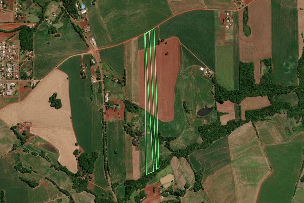 Imagem de satélite do imóvel rural em Independência (RS), com o contorno declarado no CAR desenhado por cima.