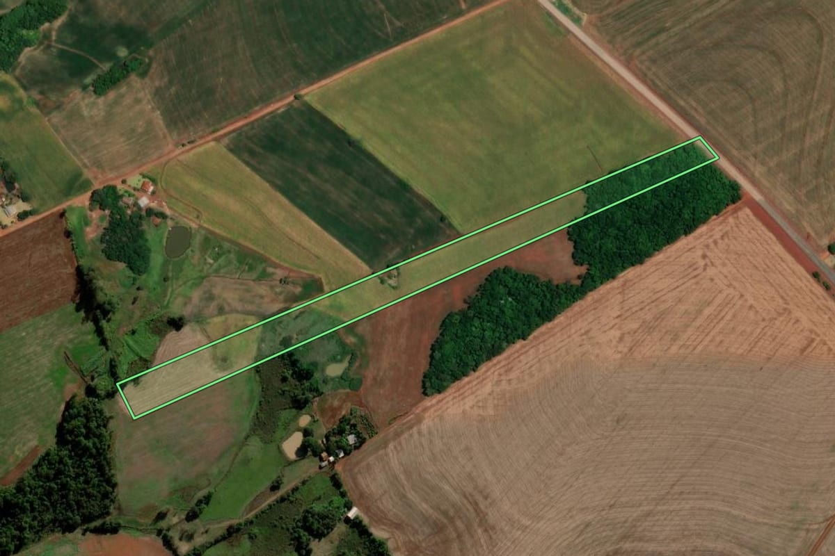 Imagem de satélite do imóvel rural em Inhacorá (RS), com o contorno declarado no CAR desenhado por cima.