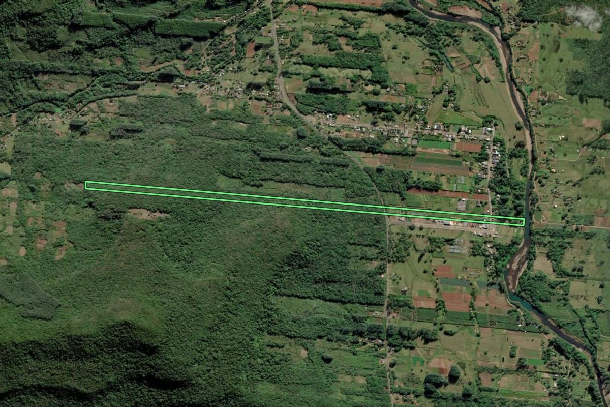Imagem de satélite do imóvel rural em Itati (RS), com o contorno declarado no CAR desenhado por cima.