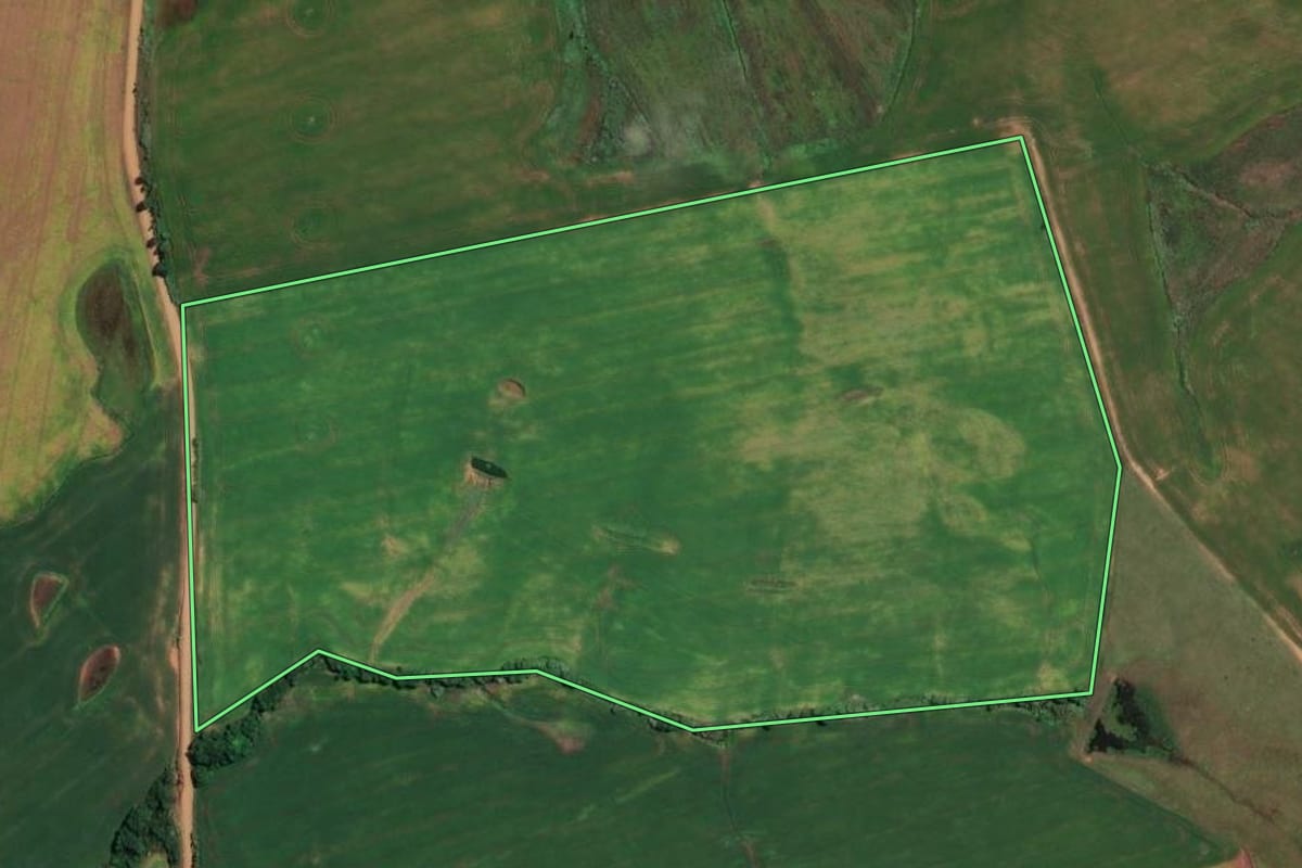 Imagem de satélite do imóvel rural em Jóia (RS), com o contorno declarado no CAR desenhado por cima.