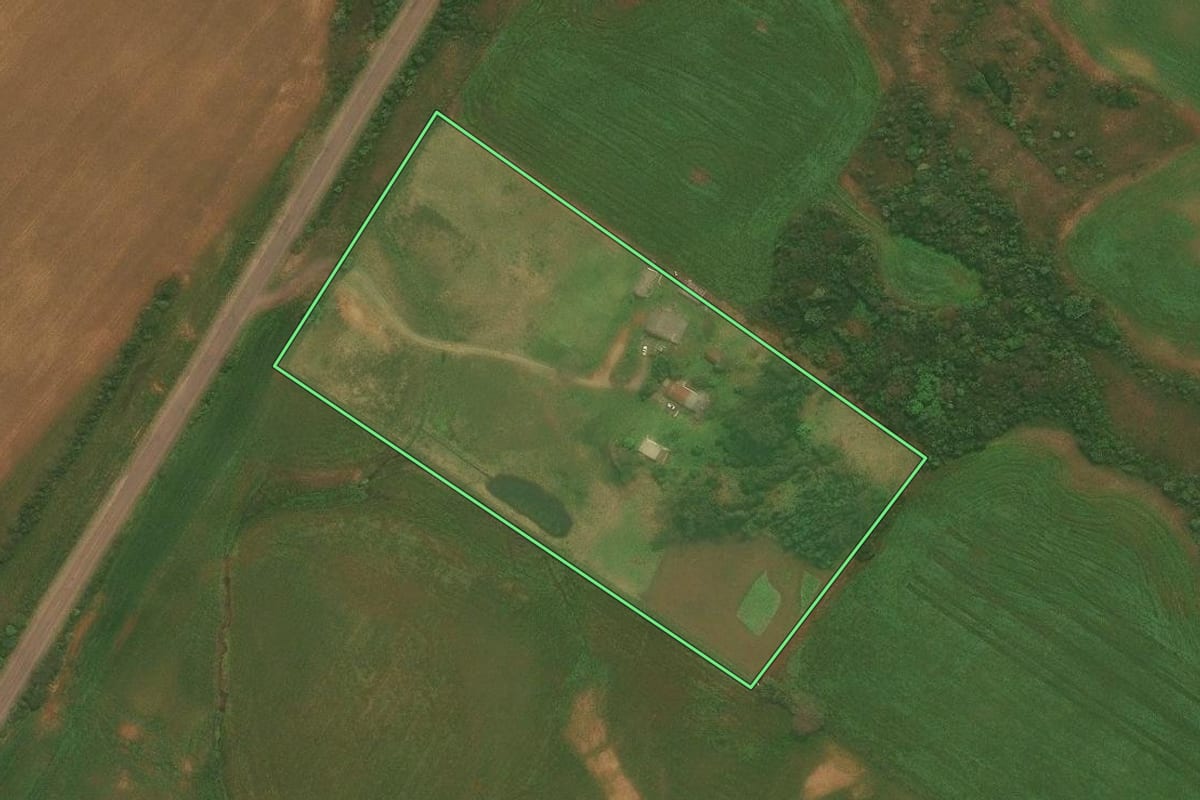 Imagem de satélite do imóvel rural em Júlio de Castilhos (RS), com o contorno declarado no CAR desenhado por cima.