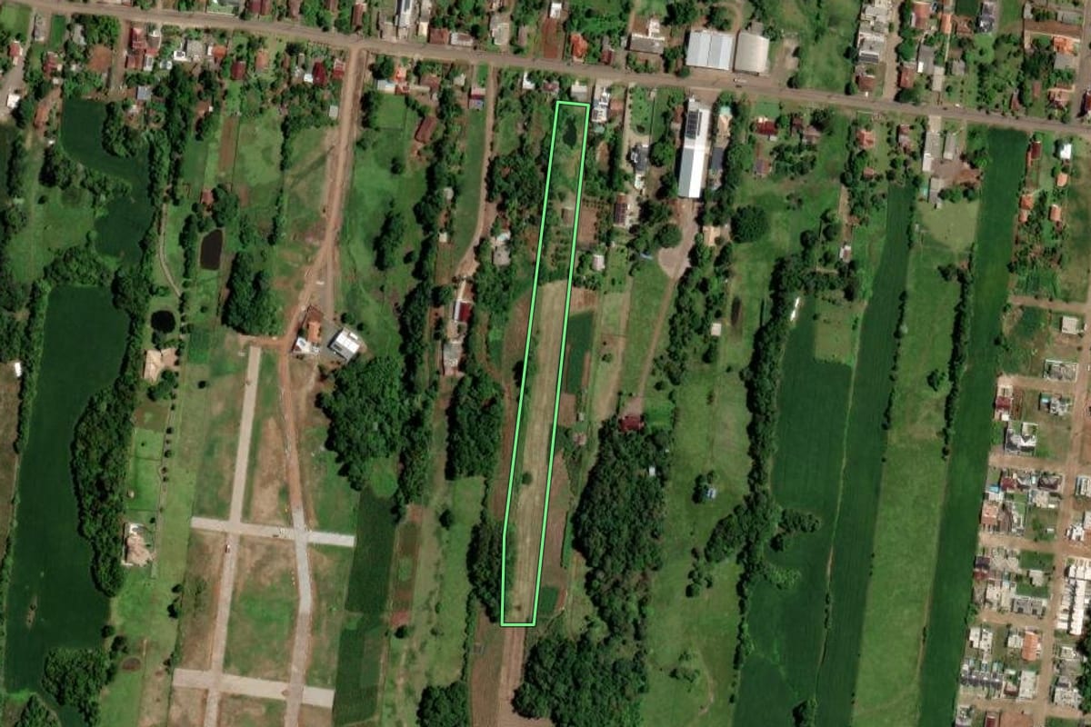 Imagem de satélite do imóvel rural em Lajeado (RS), com o contorno declarado no CAR desenhado por cima.
