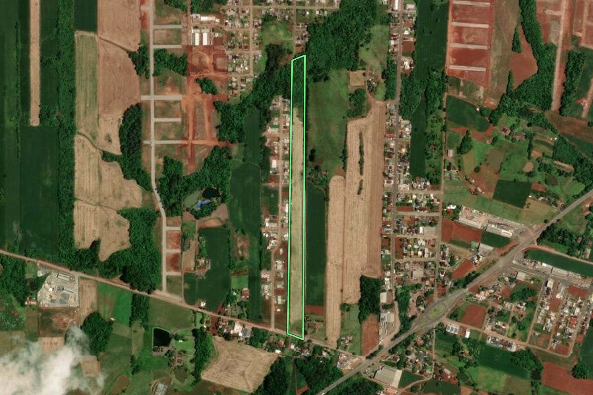 Imagem de satélite do imóvel rural em Lajeado (RS), com o contorno declarado no CAR desenhado por cima.