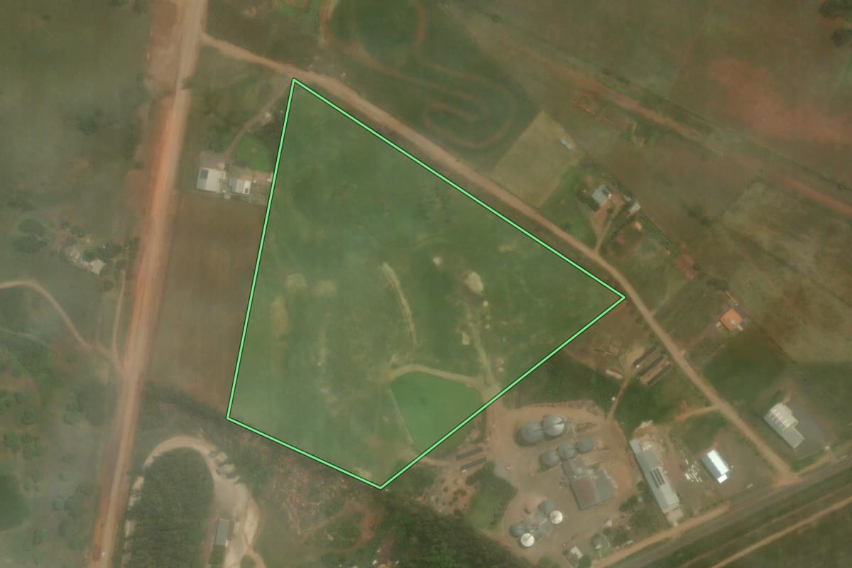 Imagem de satélite do imóvel rural em Manoel Viana (RS), com o contorno declarado no CAR desenhado por cima.