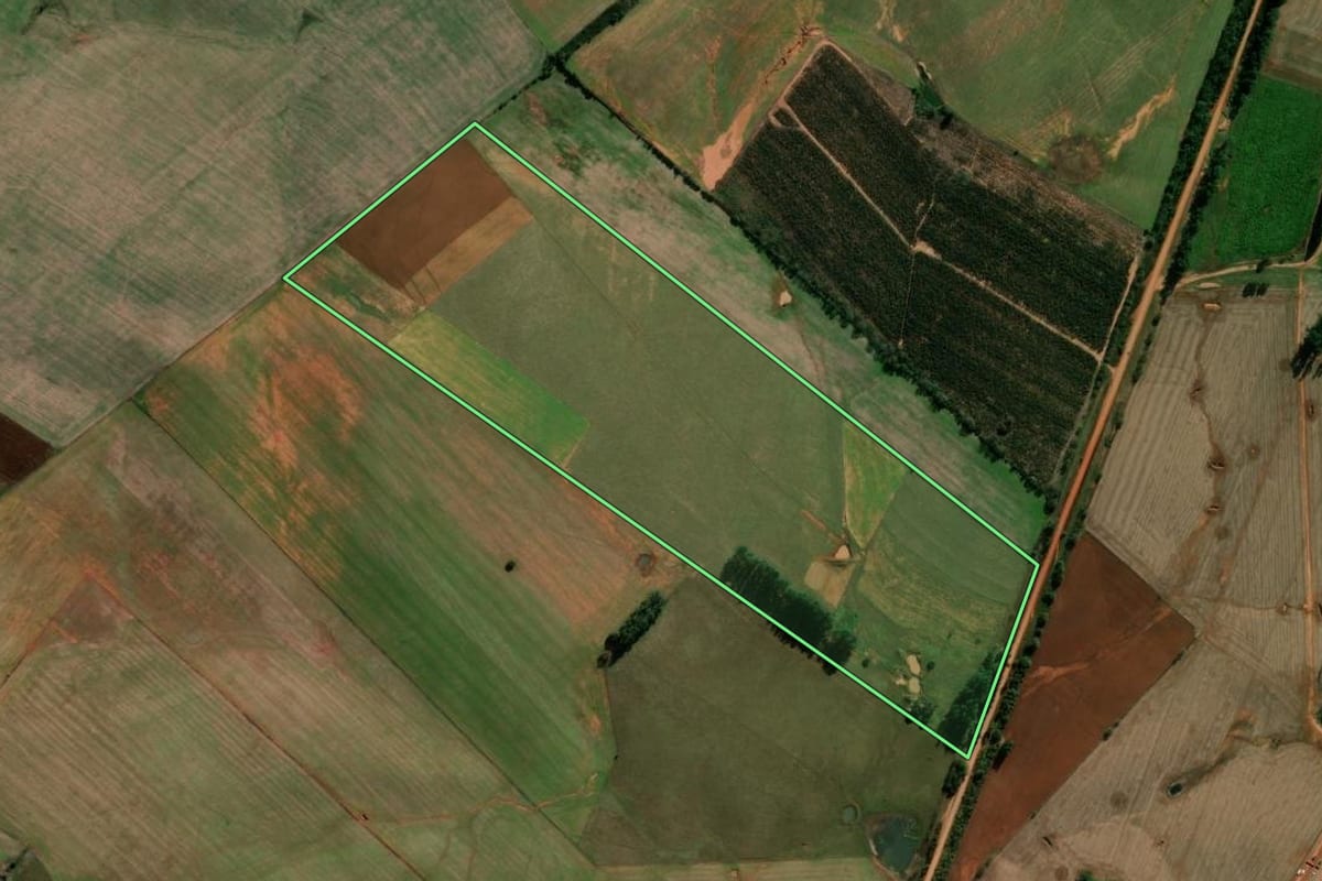 Imagem de satélite do imóvel rural em Manoel Viana (RS), com o contorno declarado no CAR desenhado por cima.