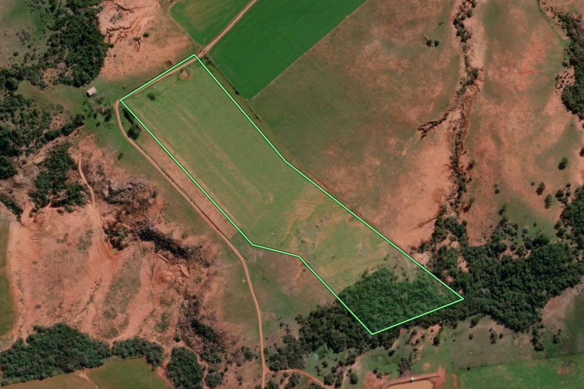 Imagem de satélite do imóvel rural em Manoel Viana (RS), com o contorno declarado no CAR desenhado por cima.