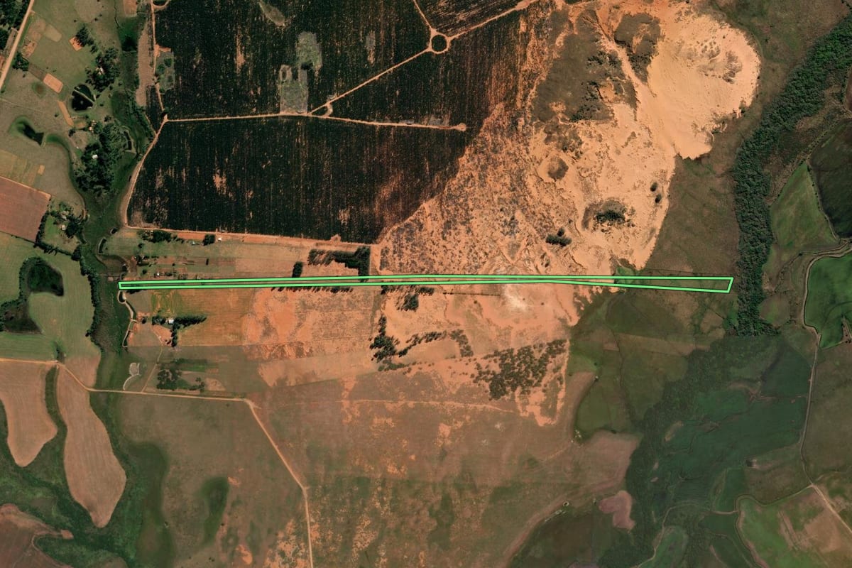 Imagem de satélite do imóvel rural em Manoel Viana (RS), com o contorno declarado no CAR desenhado por cima.