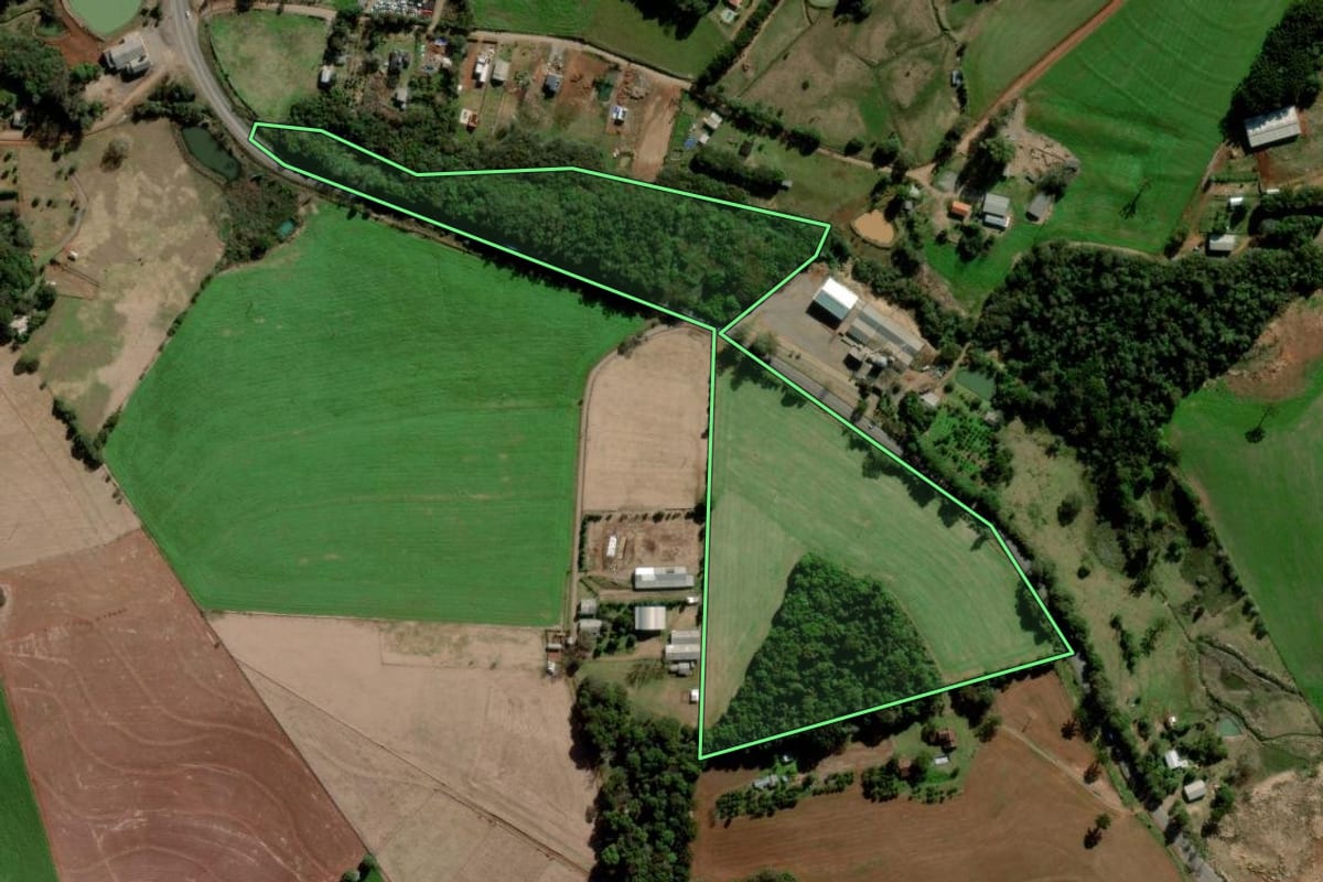 Imagem de satélite do imóvel rural em Marau (RS), com o contorno declarado no CAR desenhado por cima.