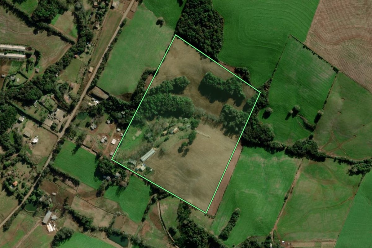 Imagem de satélite do imóvel rural em Marau (RS), com o contorno declarado no CAR desenhado por cima.