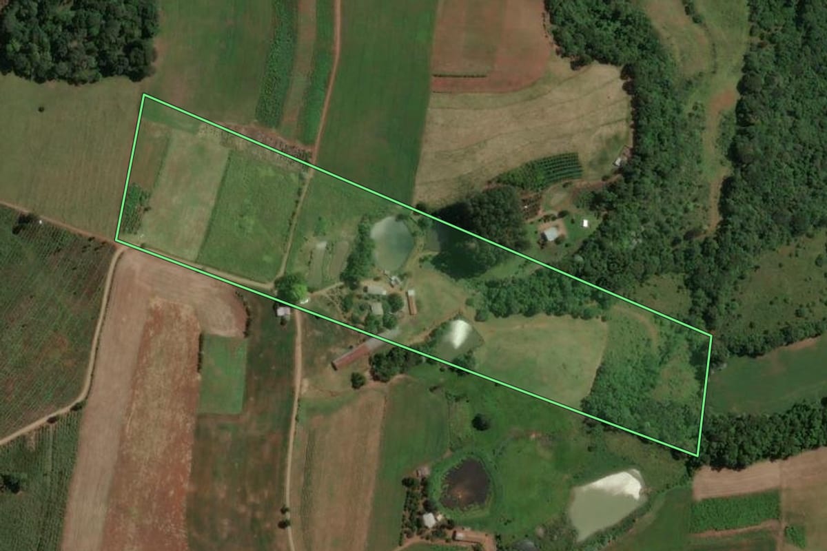 Imagem de satélite do imóvel rural em Marcelino Ramos (RS), com o contorno declarado no CAR desenhado por cima.