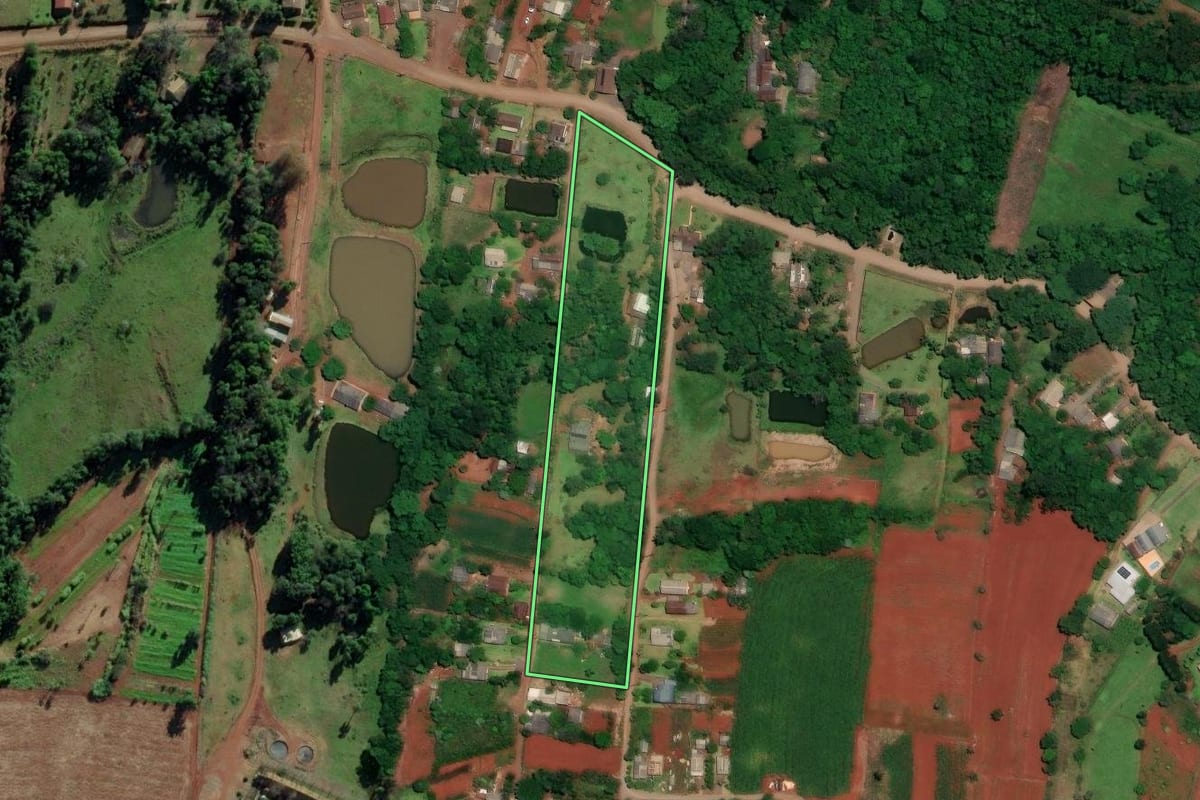 Imagem de satélite do imóvel rural em Mato Leitão (RS), com o contorno declarado no CAR desenhado por cima.