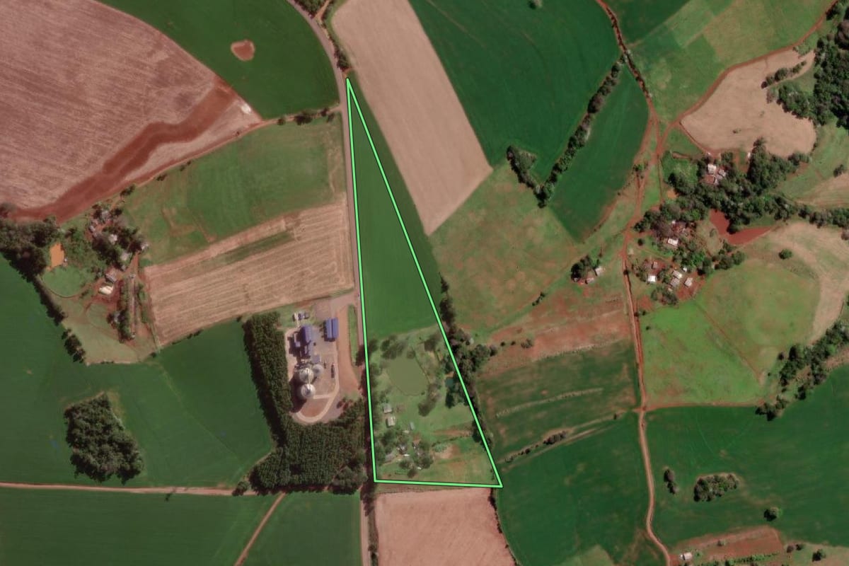 Imagem de satélite do imóvel rural em Miraguaí (RS), com o contorno declarado no CAR desenhado por cima.
