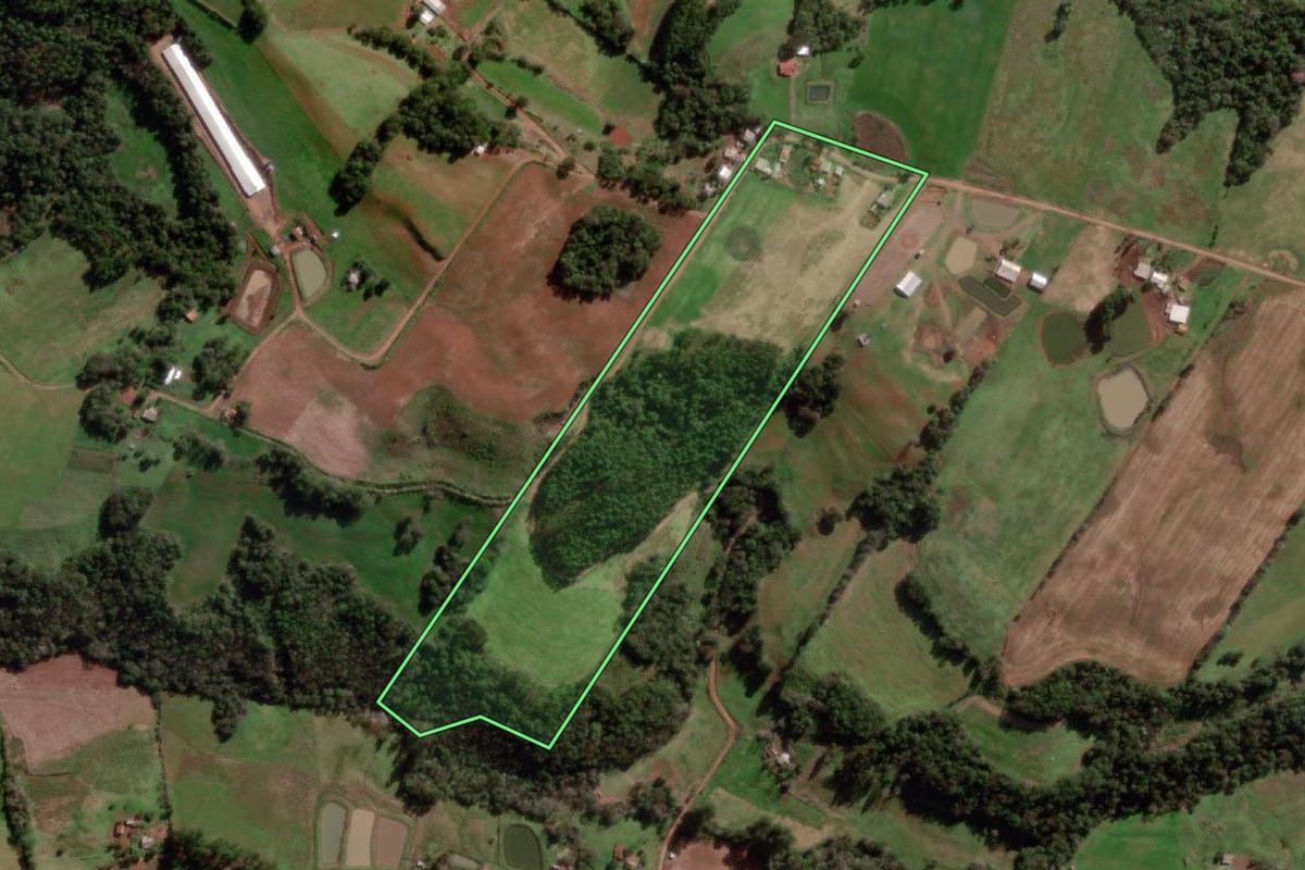 Imagem de satélite do imóvel rural em Miraguaí (RS), com o contorno declarado no CAR desenhado por cima.