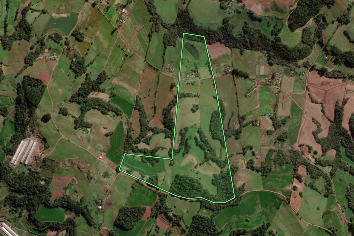 Imagem de satélite do imóvel rural em Miraguaí (RS), com o contorno declarado no CAR desenhado por cima.
