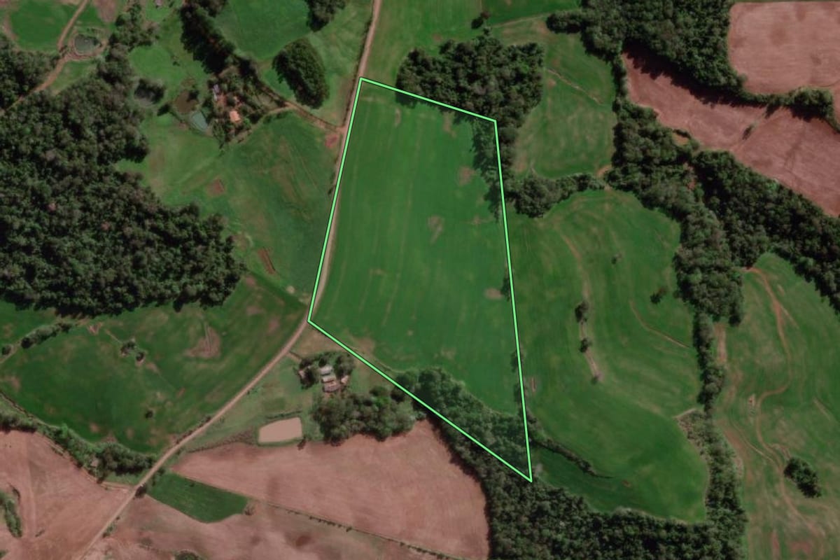 Imagem de satélite do imóvel rural em Miraguaí (RS), com o contorno declarado no CAR desenhado por cima.