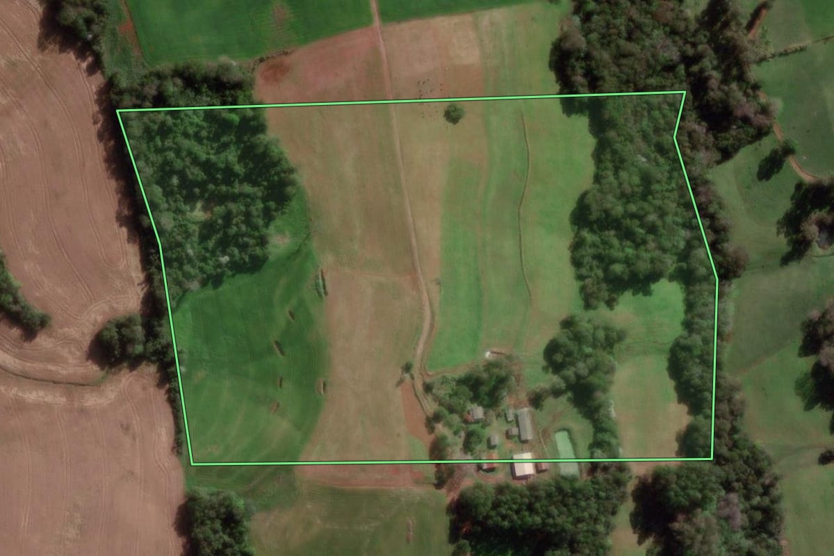 Imagem de satélite do imóvel rural em Miraguaí (RS), com o contorno declarado no CAR desenhado por cima.