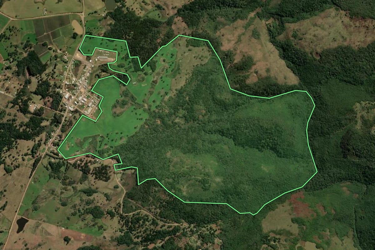 Imagem de satélite do imóvel rural em Monte Alegre dos Campos (RS), com o contorno declarado no CAR desenhado por cima.