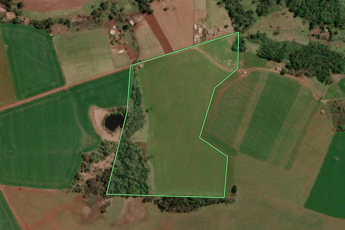 Imagem de satélite do imóvel rural em Nonoai (RS), com o contorno declarado no CAR desenhado por cima.