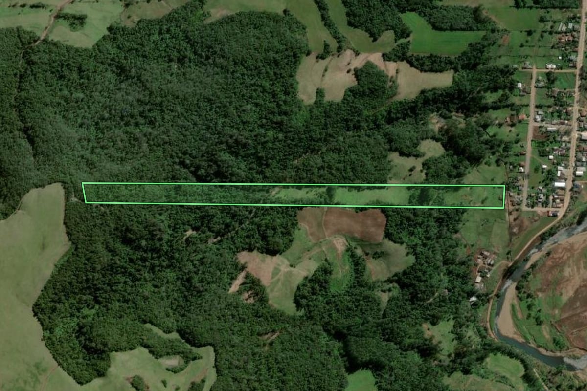 Imagem de satélite do imóvel rural em Nova Palma (RS), com o contorno declarado no CAR desenhado por cima.