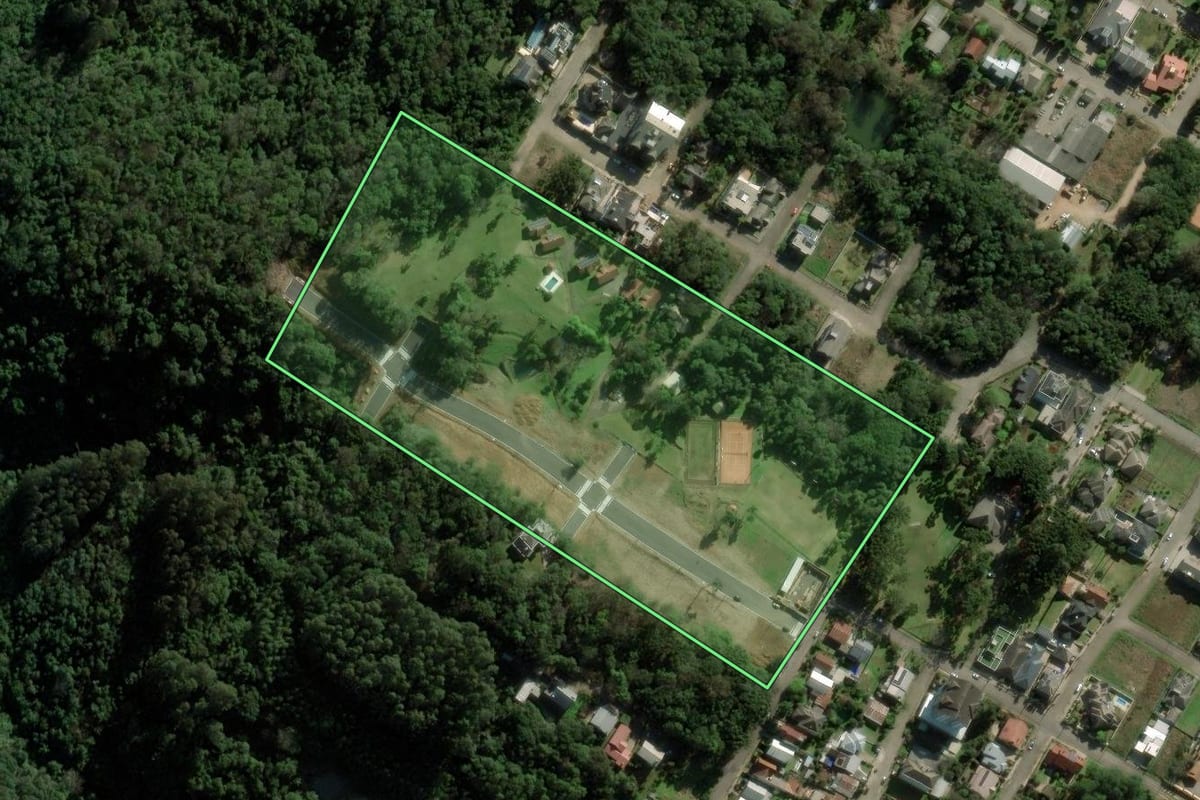 Imagem de satélite do imóvel rural em Nova Petrópolis (RS), com o contorno declarado no CAR desenhado por cima.