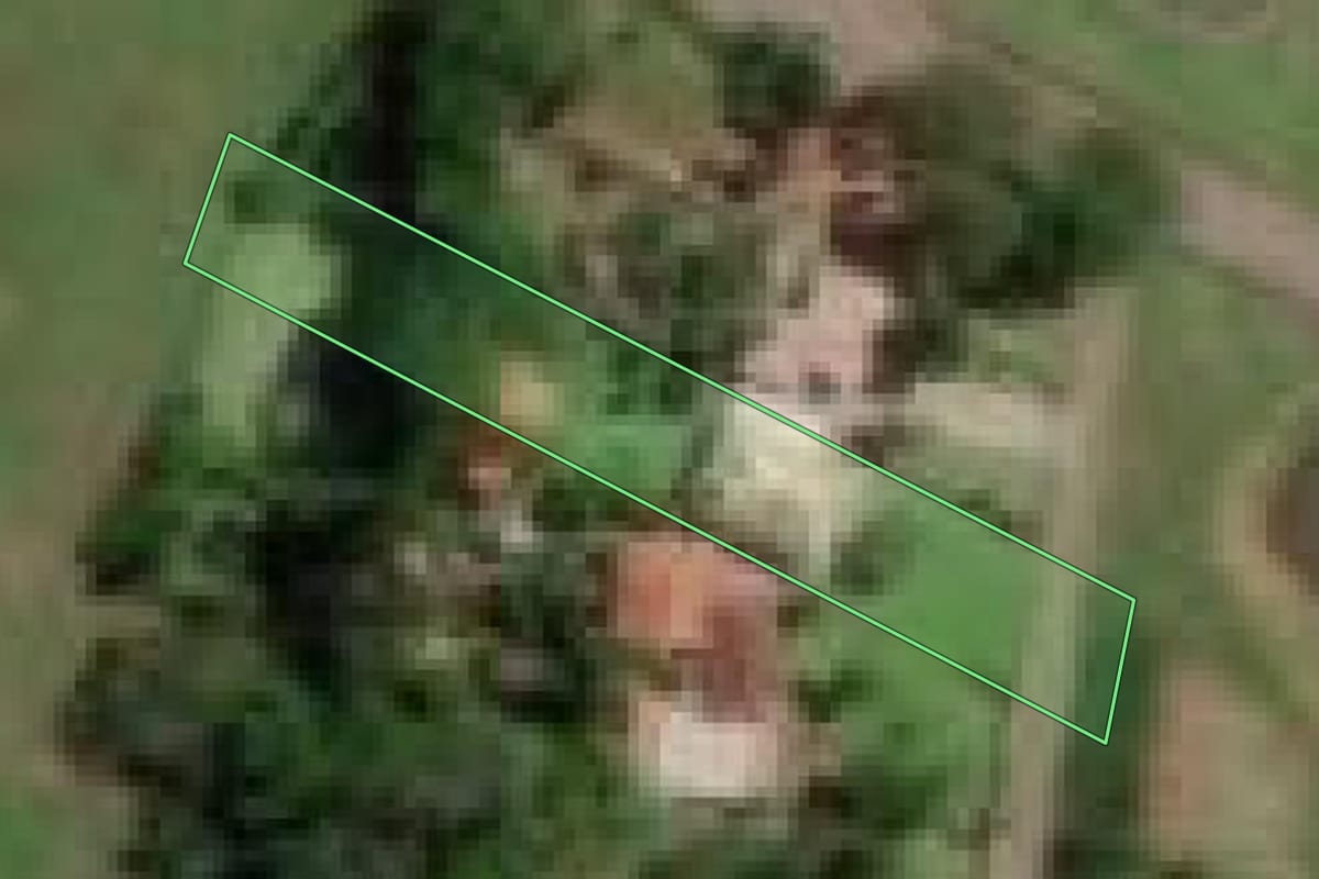 Imagem de satélite do imóvel rural em Novo Hamburgo (RS), com o contorno declarado no CAR desenhado por cima.
