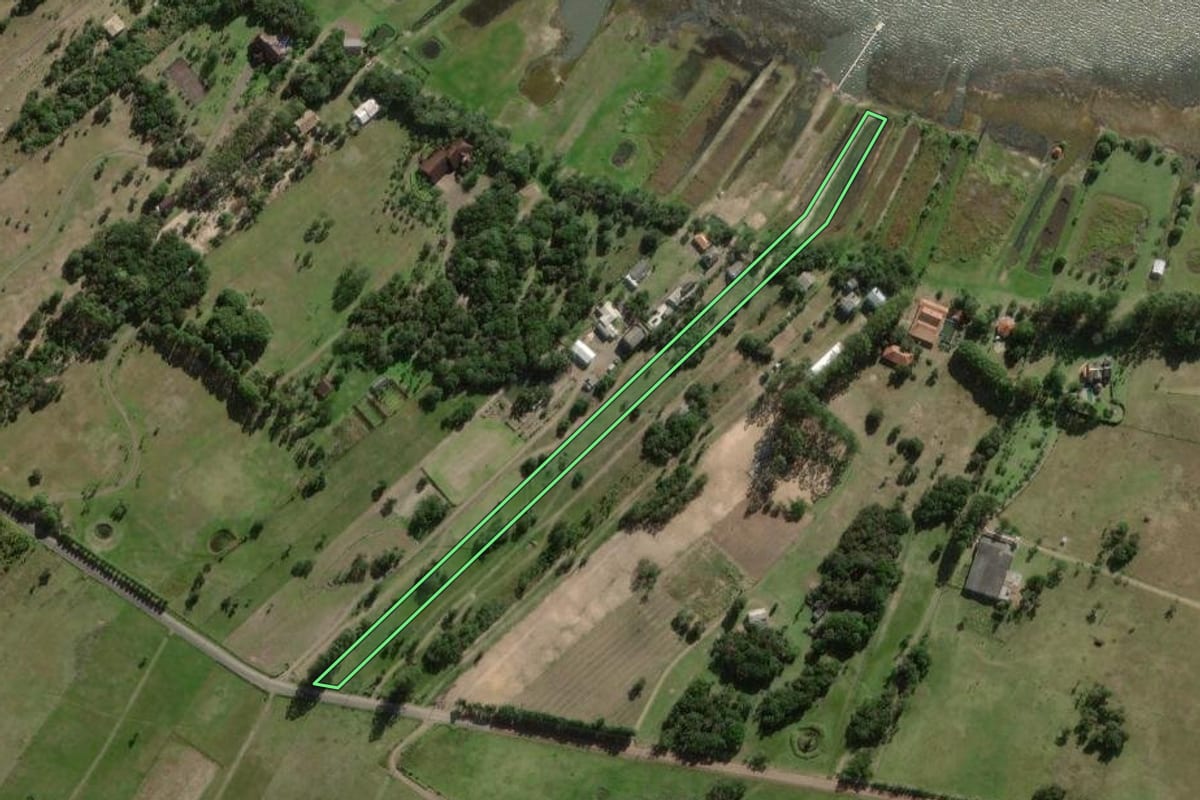 Imagem de satélite do imóvel rural em Osório (RS), com o contorno declarado no CAR desenhado por cima.
