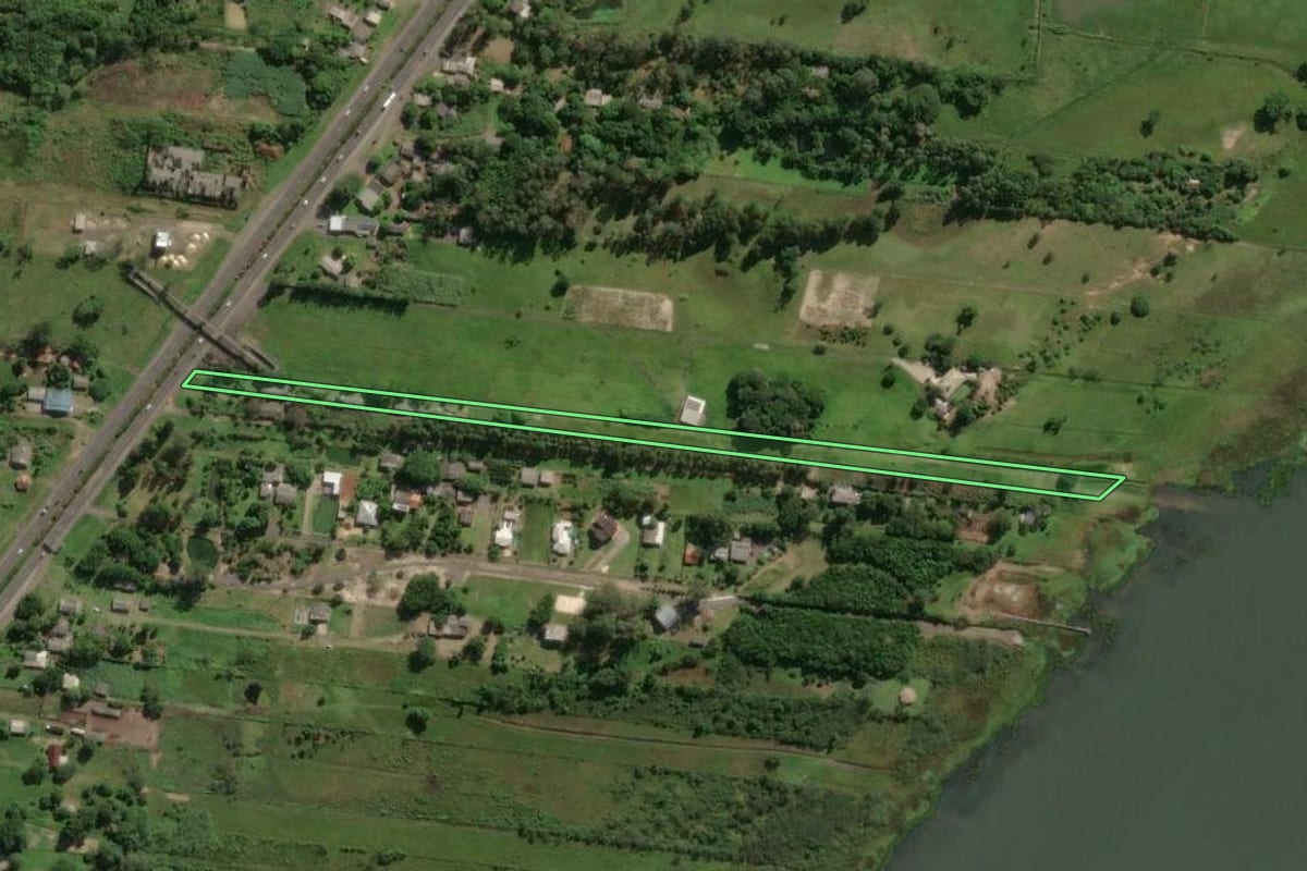 Imagem de satélite do imóvel rural em Osório (RS), com o contorno declarado no CAR desenhado por cima.