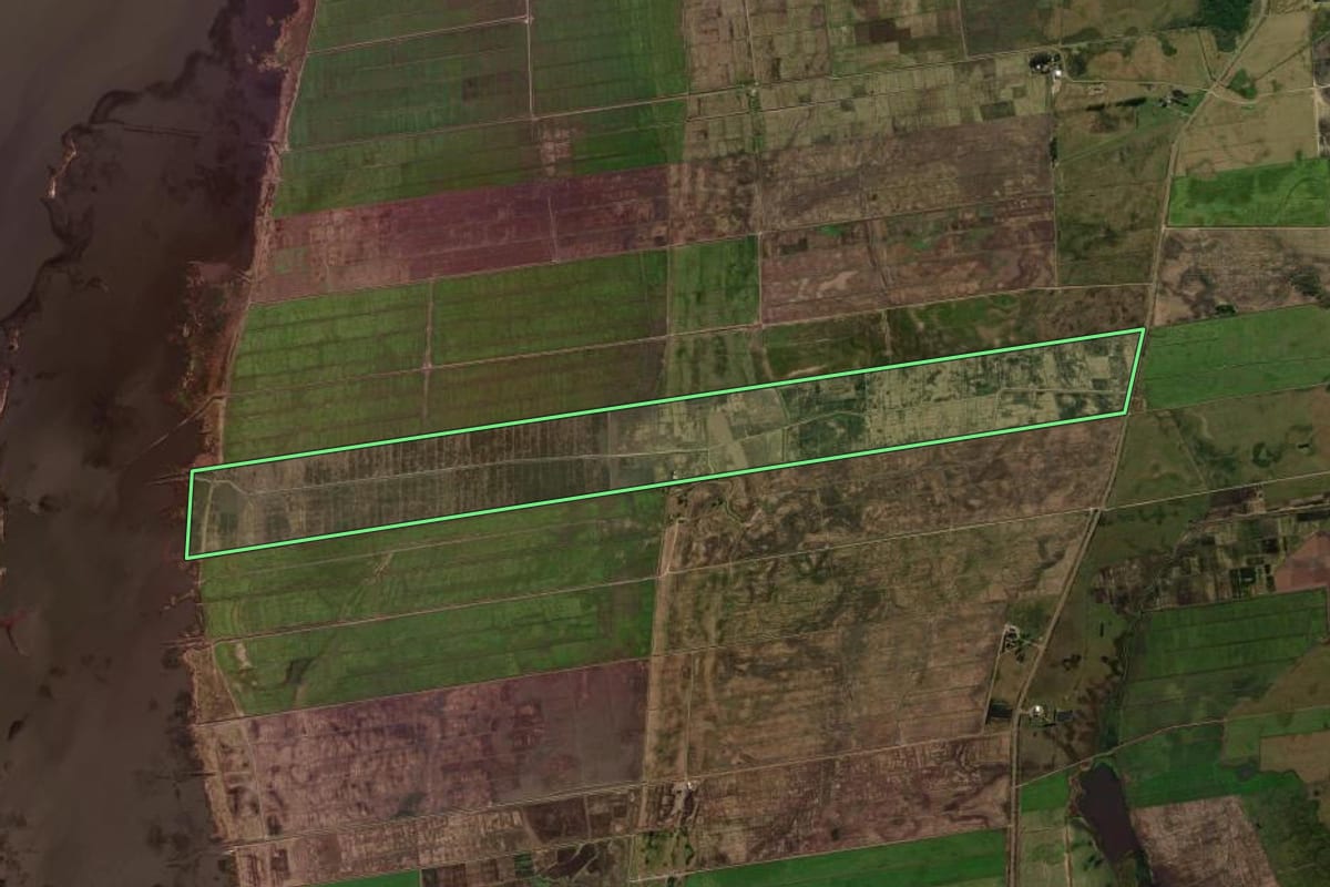 Imagem de satélite do imóvel rural em Palmares do Sul (RS), com o contorno declarado no CAR desenhado por cima.