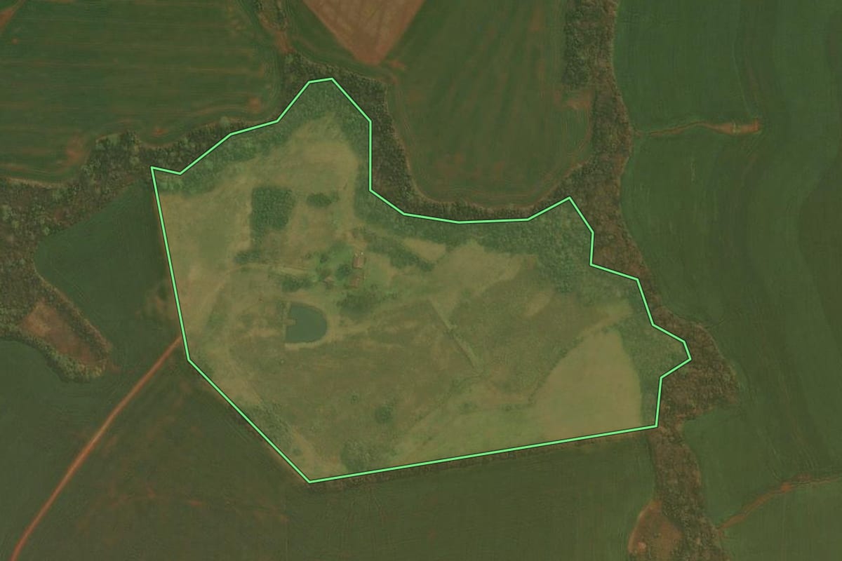 Imagem de satélite do imóvel rural em Panambi (RS), com o contorno declarado no CAR desenhado por cima.