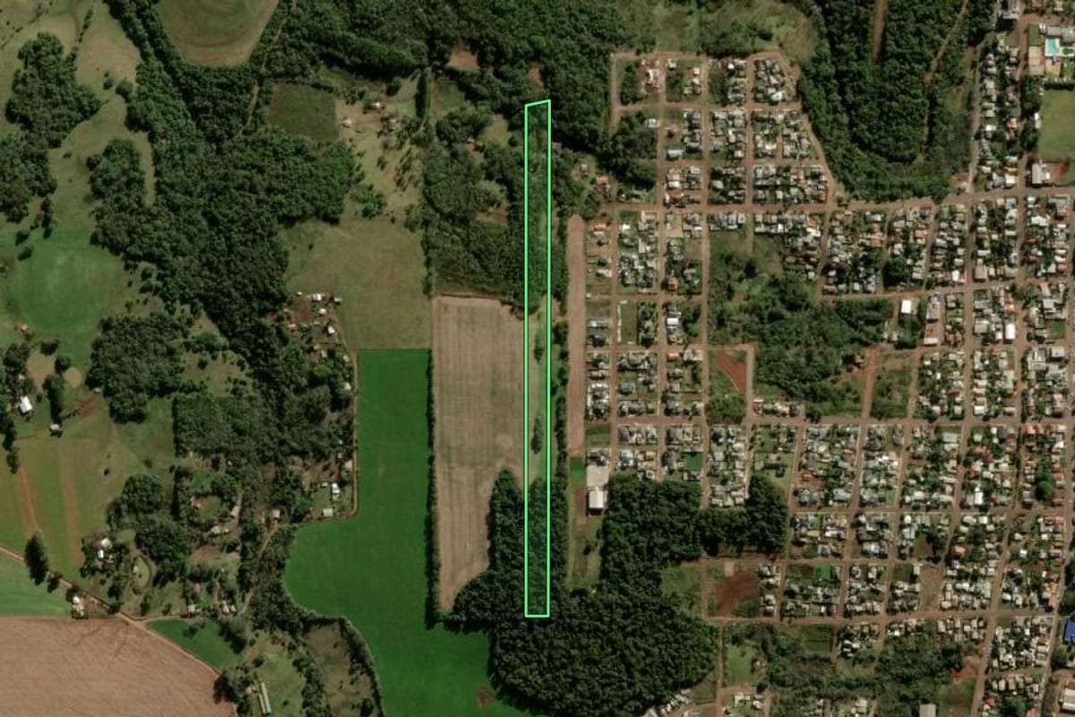 Imagem de satélite do imóvel rural em Panambi (RS), com o contorno declarado no CAR desenhado por cima.