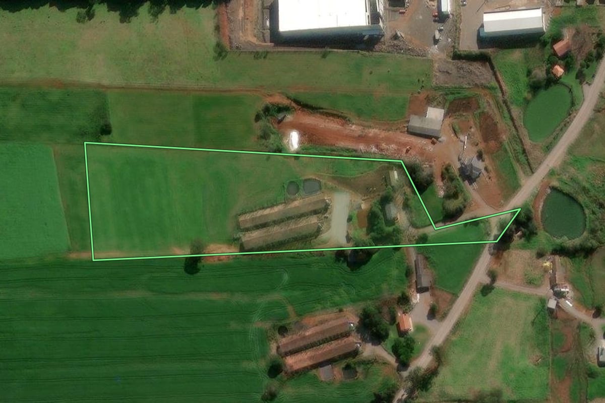 Imagem de satélite do imóvel rural em Paraí (RS), com o contorno declarado no CAR desenhado por cima.