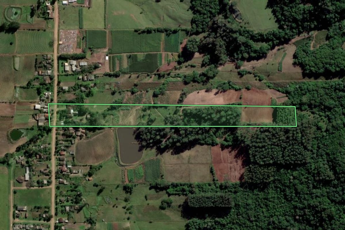 Imagem de satélite do imóvel rural em Paraíso do Sul (RS), com o contorno declarado no CAR desenhado por cima.