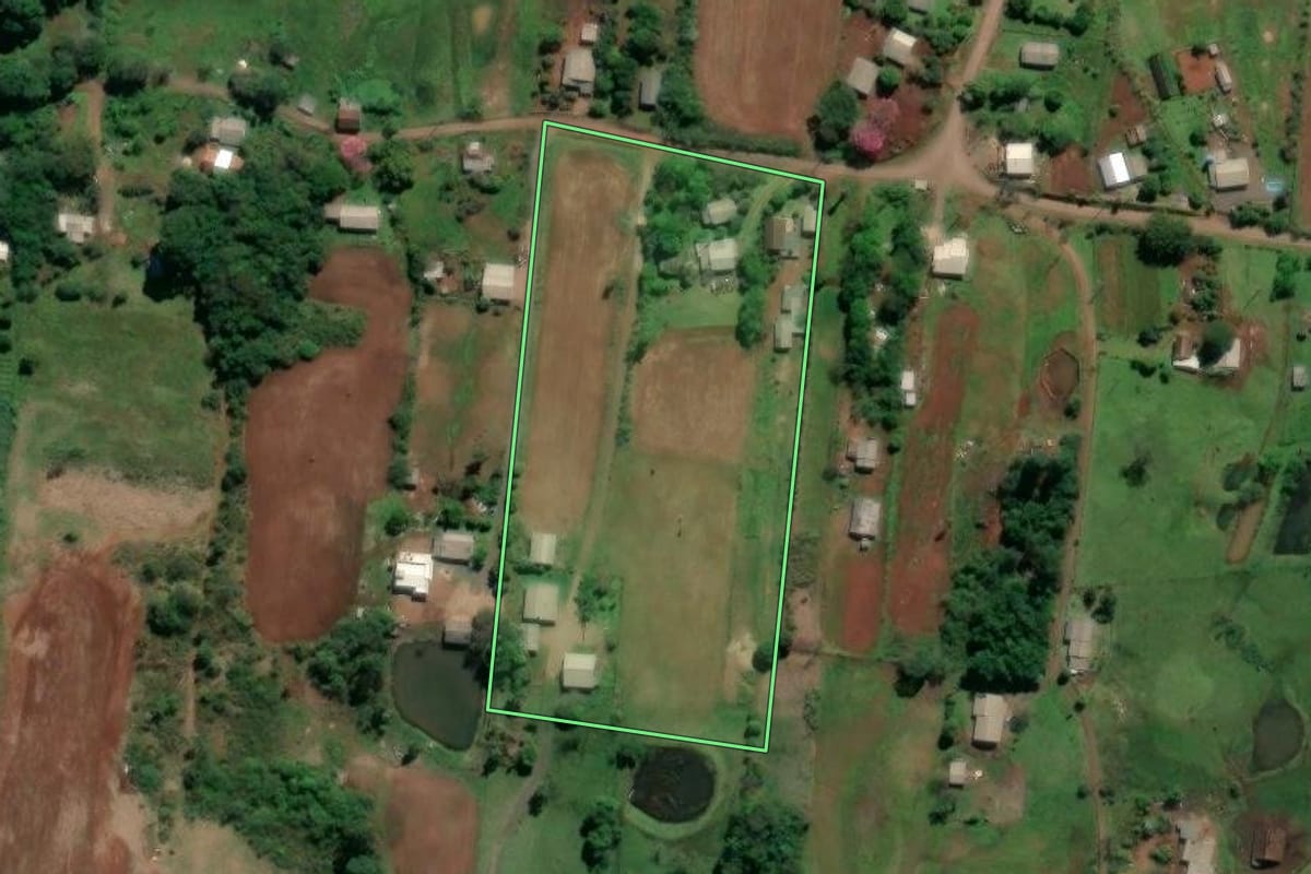 Imagem de satélite do imóvel rural em Paverama (RS), com o contorno declarado no CAR desenhado por cima.