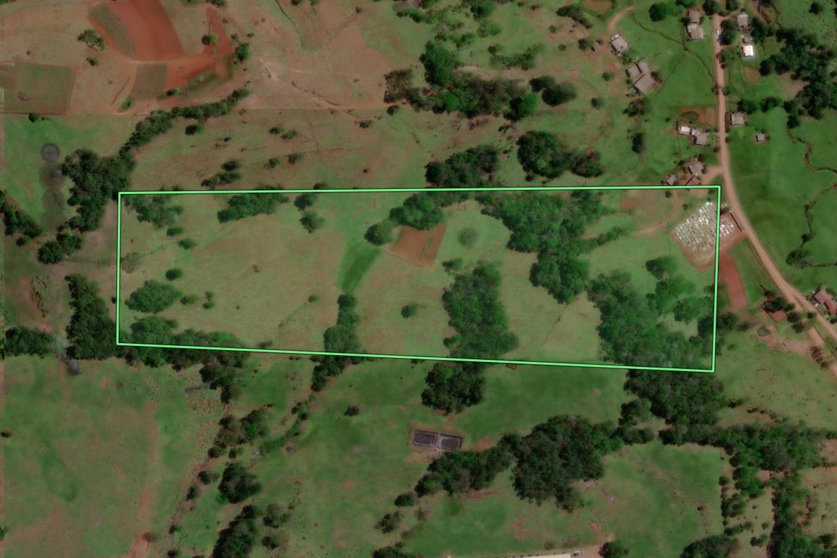 Imagem de satélite do imóvel rural em Porto Xavier (RS), com o contorno declarado no CAR desenhado por cima.