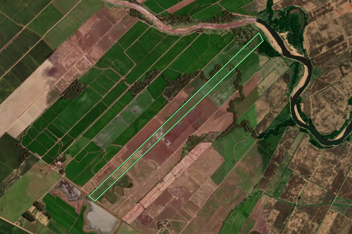 Imagem de satélite do imóvel rural em Restinga Sêca (RS), com o contorno declarado no CAR desenhado por cima.