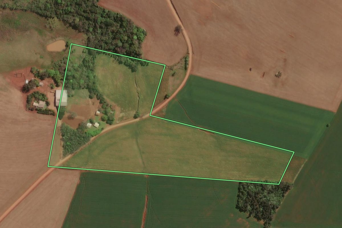 Imagem de satélite do imóvel rural em Rio dos Índios (RS), com o contorno declarado no CAR desenhado por cima.