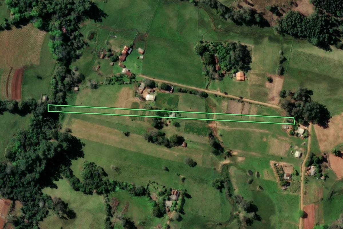 Imagem de satélite do imóvel rural em Rio Pardo (RS), com o contorno declarado no CAR desenhado por cima.