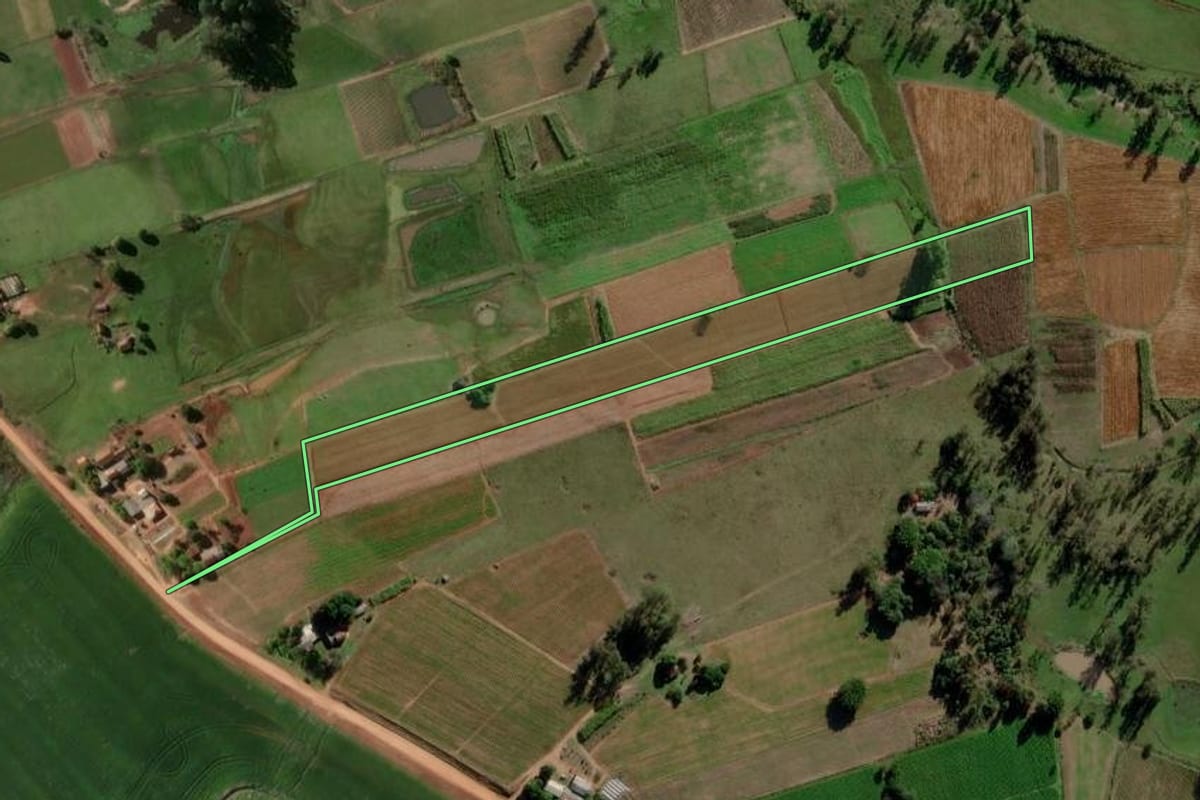 Imagem de satélite do imóvel rural em Rio Pardo (RS), com o contorno declarado no CAR desenhado por cima.