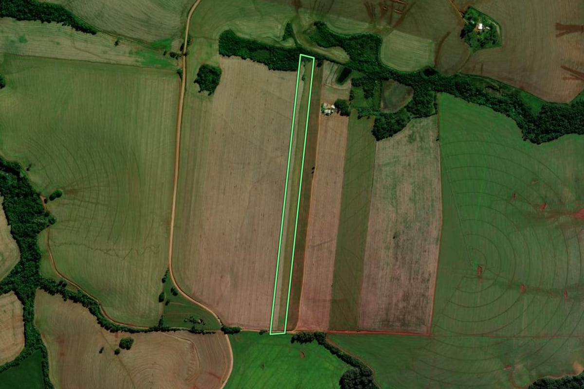 Imagem de satélite do imóvel rural em Saldanha Marinho (RS), com o contorno declarado no CAR desenhado por cima.