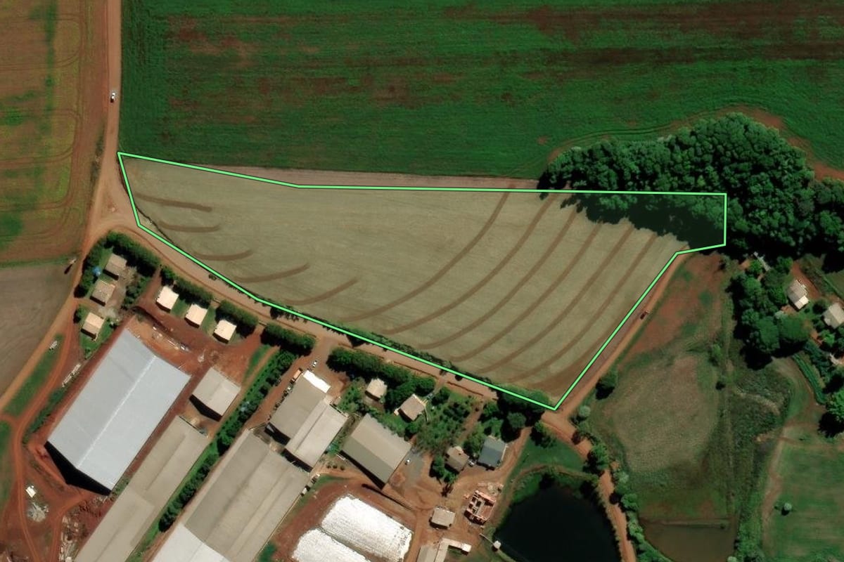 Imagem de satélite do imóvel rural em Saldanha Marinho (RS), com o contorno declarado no CAR desenhado por cima.