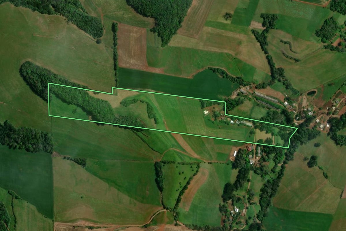 Imagem de satélite do imóvel rural em Sananduva (RS), com o contorno declarado no CAR desenhado por cima.