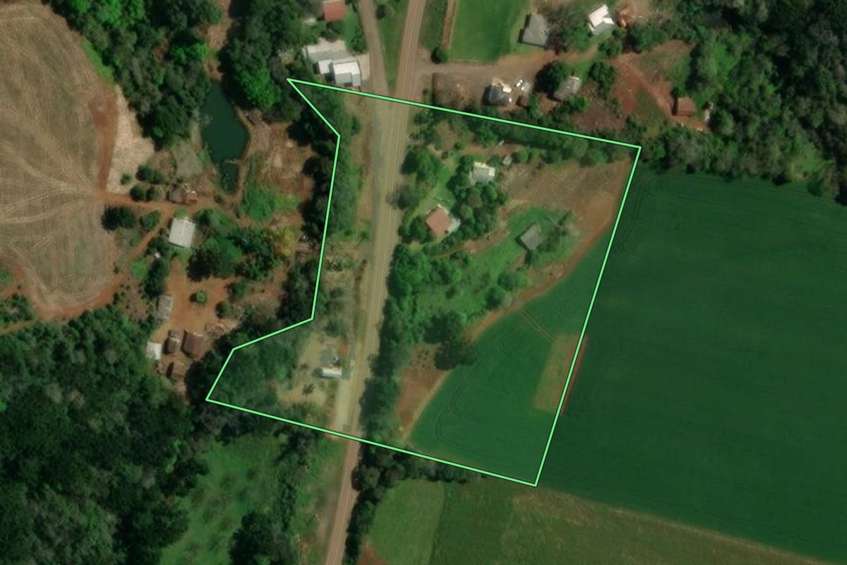Imagem de satélite do imóvel rural em Sananduva (RS), com o contorno declarado no CAR desenhado por cima.