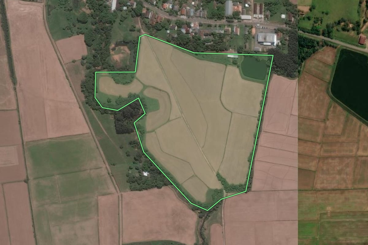 Imagem de satélite do imóvel rural em Santa Maria (RS), com o contorno declarado no CAR desenhado por cima.