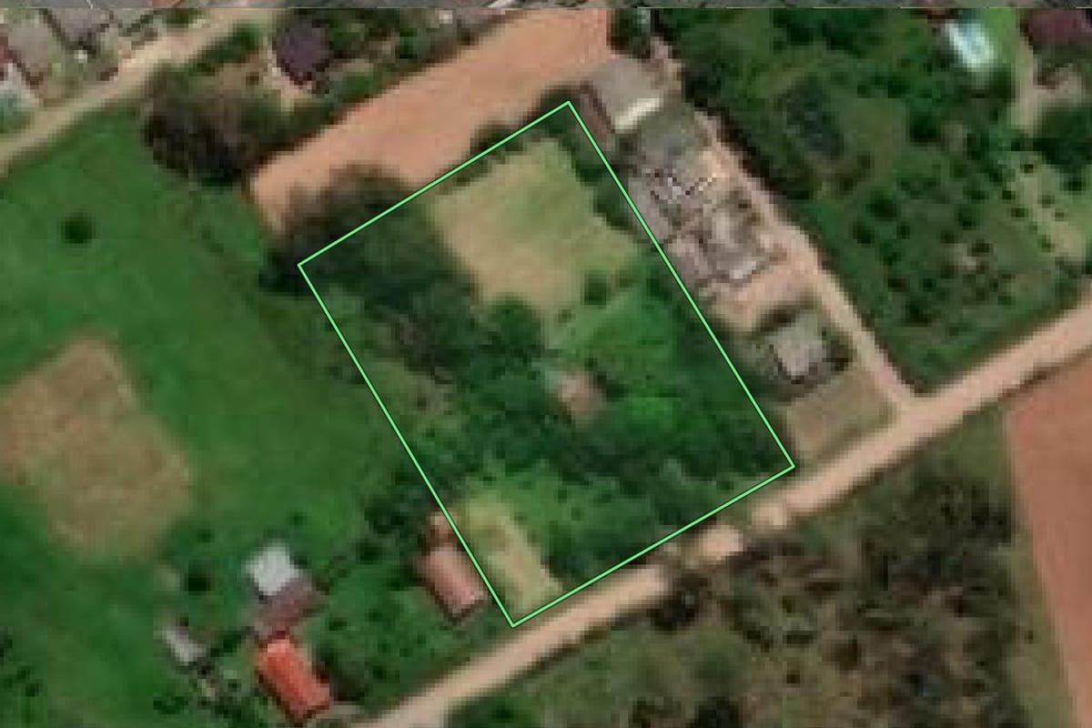 Imagem de satélite do imóvel rural em Santa Maria (RS), com o contorno declarado no CAR desenhado por cima.