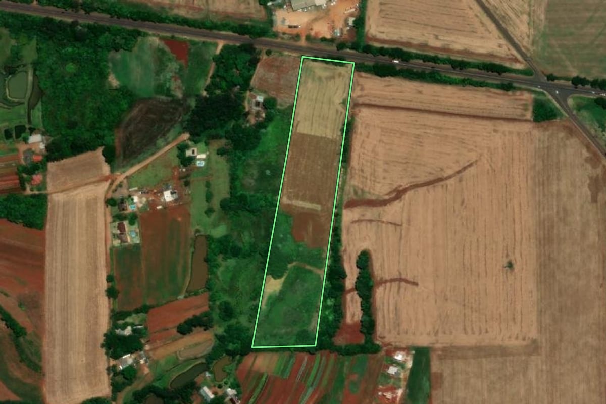 Imagem de satélite do imóvel rural em Santa Rosa (RS), com o contorno declarado no CAR desenhado por cima.