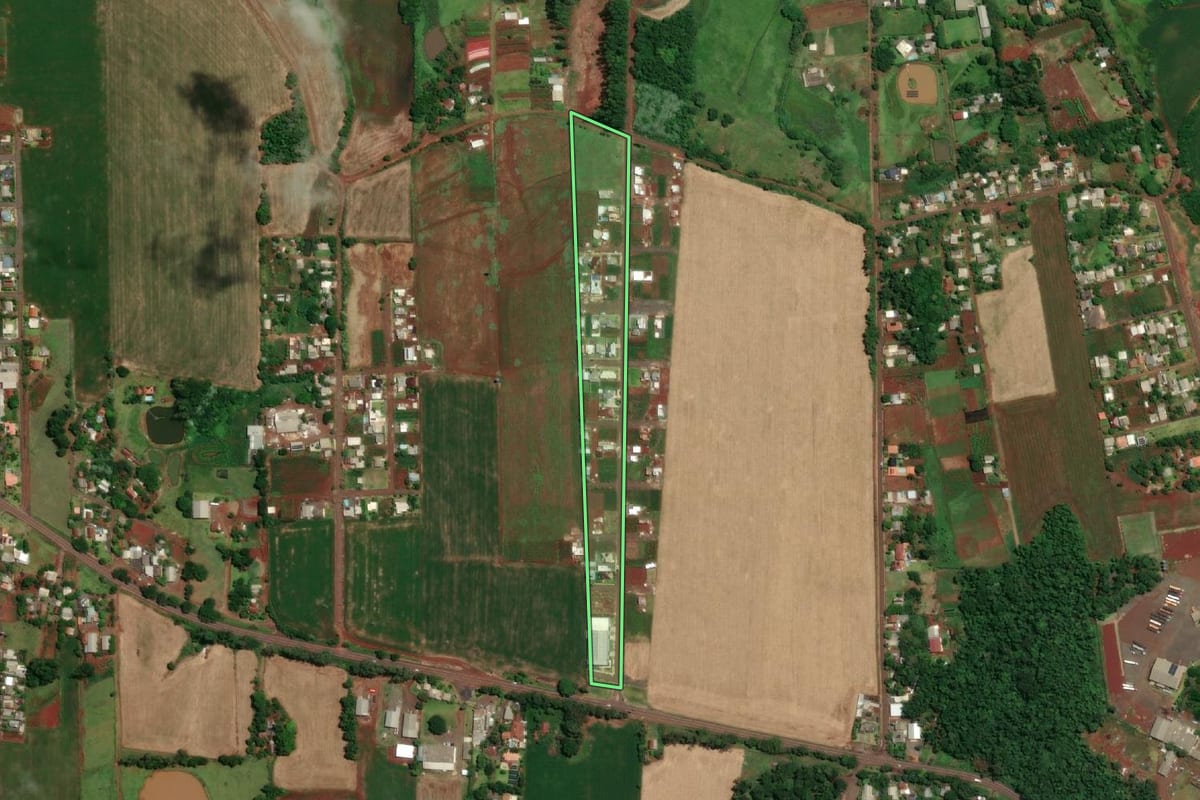 Imagem de satélite do imóvel rural em Santa Rosa (RS), com o contorno declarado no CAR desenhado por cima.